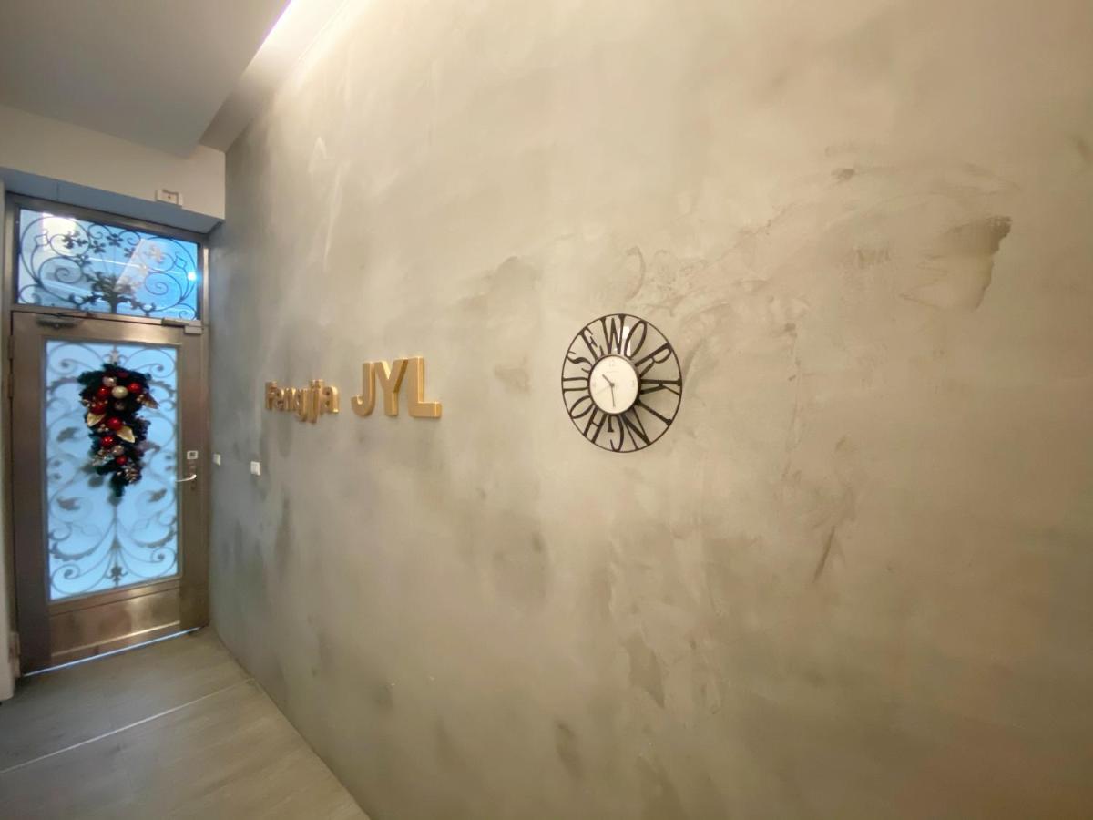 Fengjia Jyl Apartment Taichung Luaran gambar